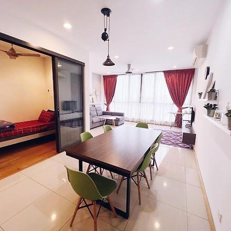 Connected Train 3 Bedrooms - Above Klgateway Mall 14 吉隆坡 外观 照片