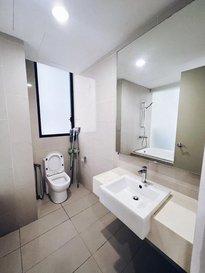 Connected Train 3 Bedrooms - Above Klgateway Mall 14 吉隆坡 外观 照片