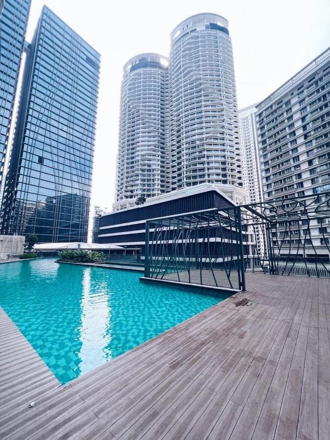 Connected Train 3 Bedrooms - Above Klgateway Mall 14 吉隆坡 外观 照片