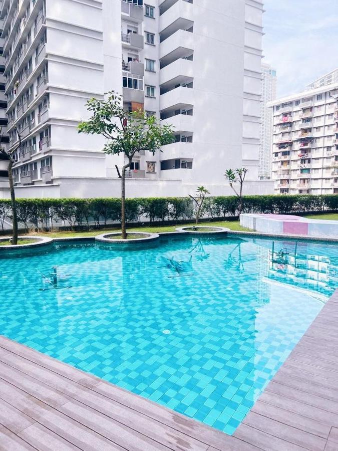 Connected Train 3 Bedrooms - Above Klgateway Mall 14 吉隆坡 外观 照片