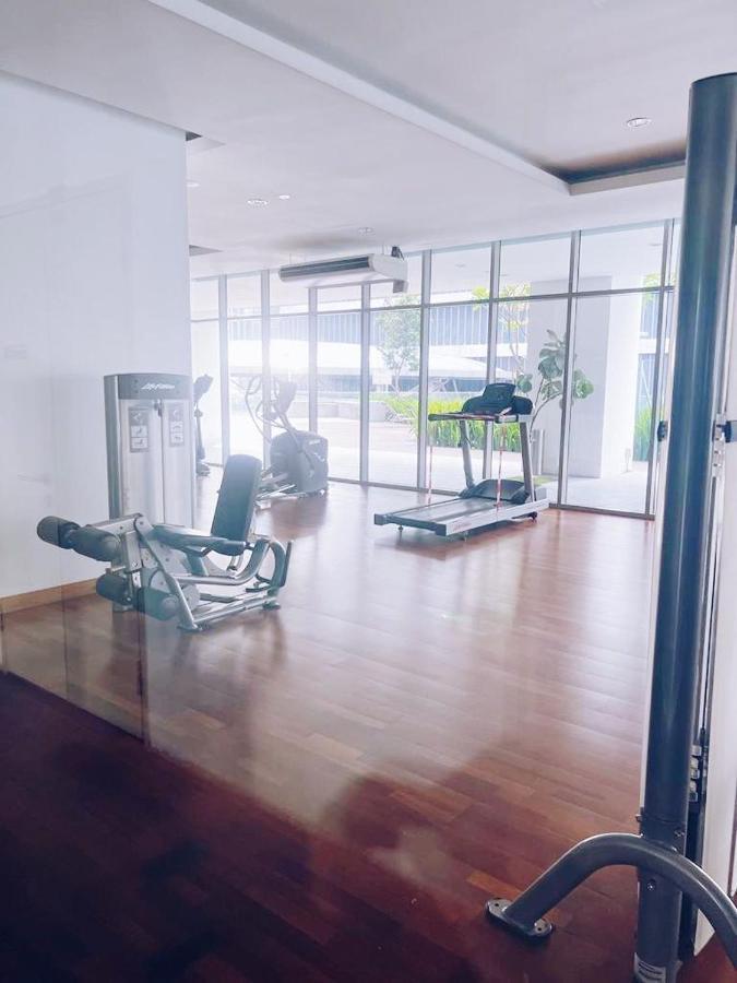 Connected Train 3 Bedrooms - Above Klgateway Mall 14 吉隆坡 外观 照片